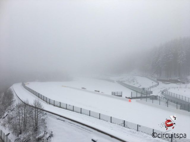 Spa-Francorchamps Run in de mist.